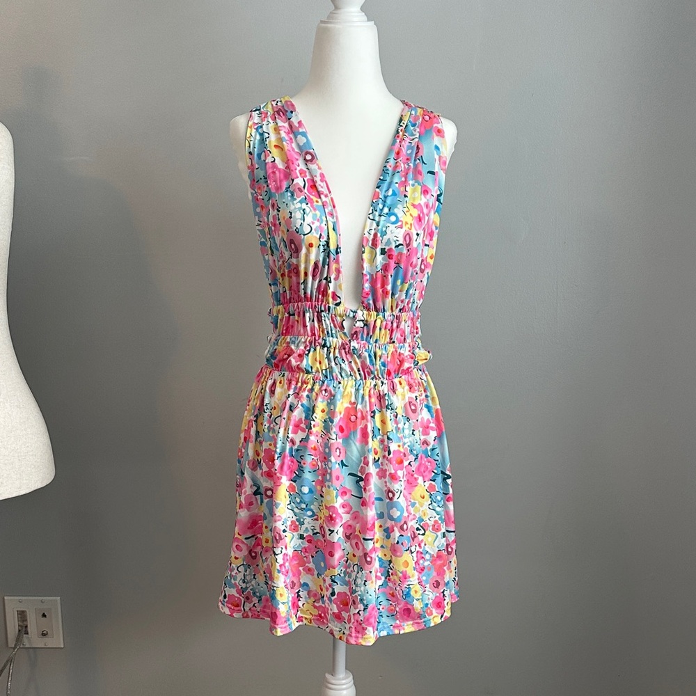 Floral Sleeveless Dress with V-Neck